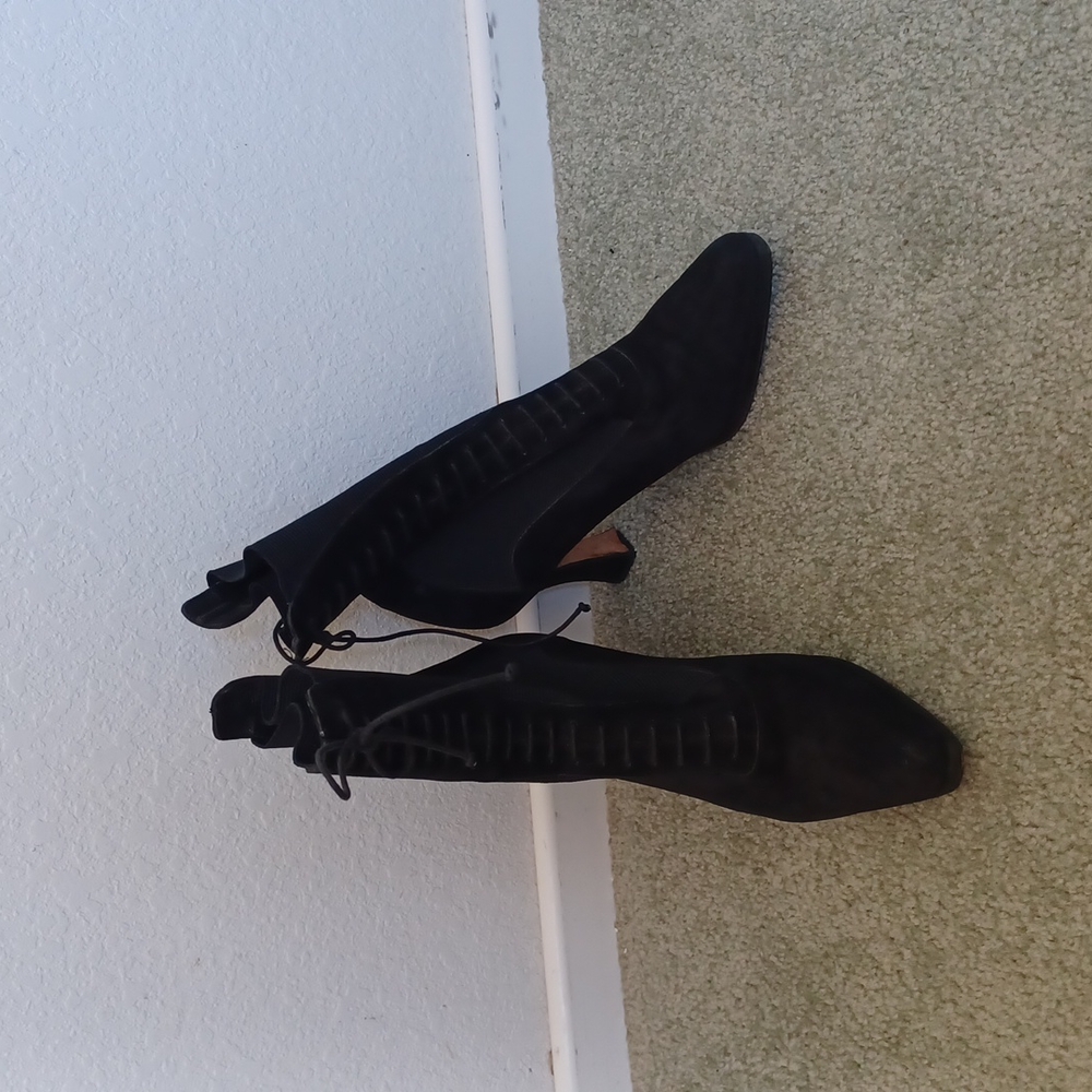 Gorgeous Paco Gil boots